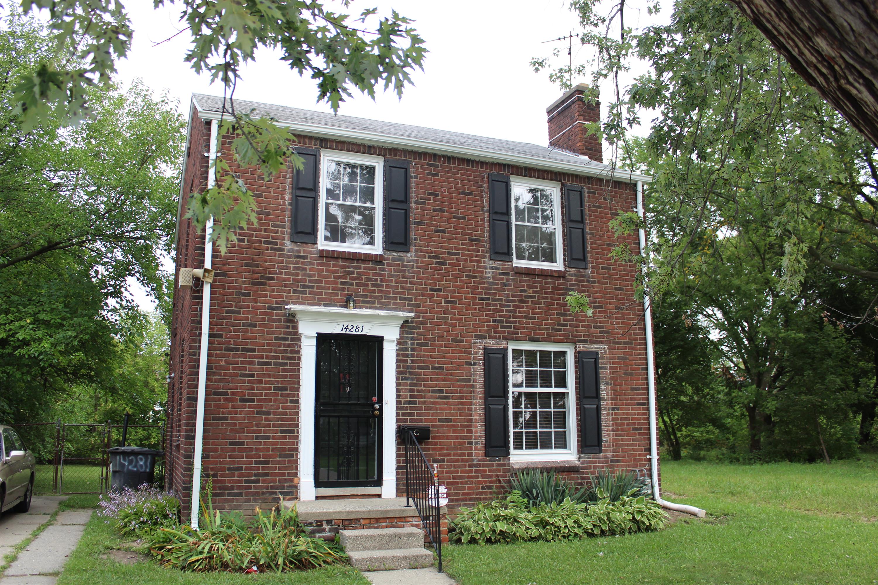Property main image